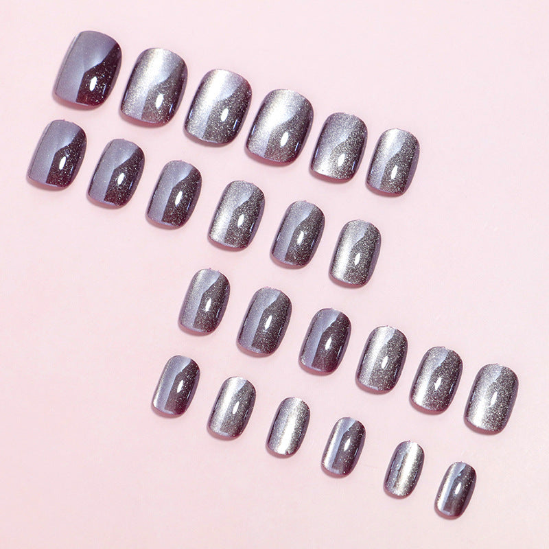 Press-on Nail Art Brehn