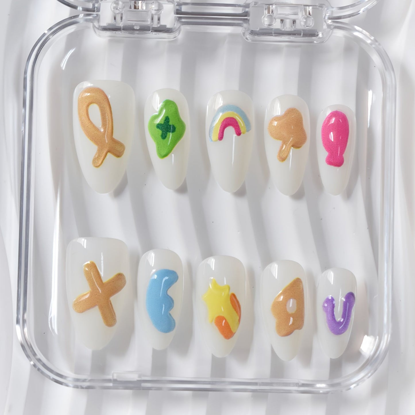 Künstlerisches Gel-Nagelkunst-Design Brehn