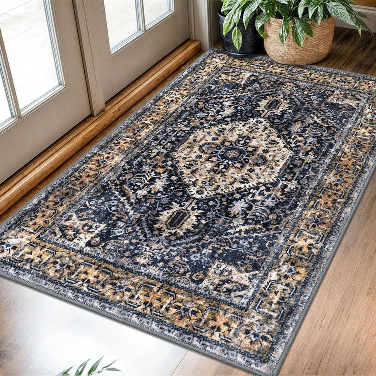 Eleganter vom Vintage inspirierten Teppich