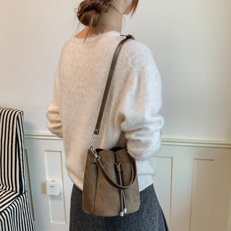Schnürzug Eimer Tasche