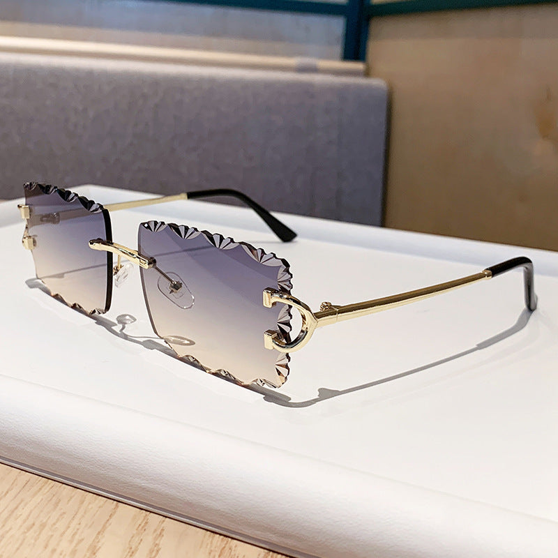 Damen modische Sonnenbrille mit verspieltem Rahmen Brehn