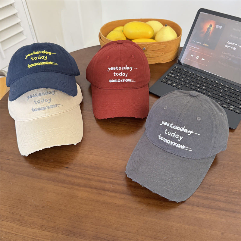 Damen Distressed Graphic Cap Brehn