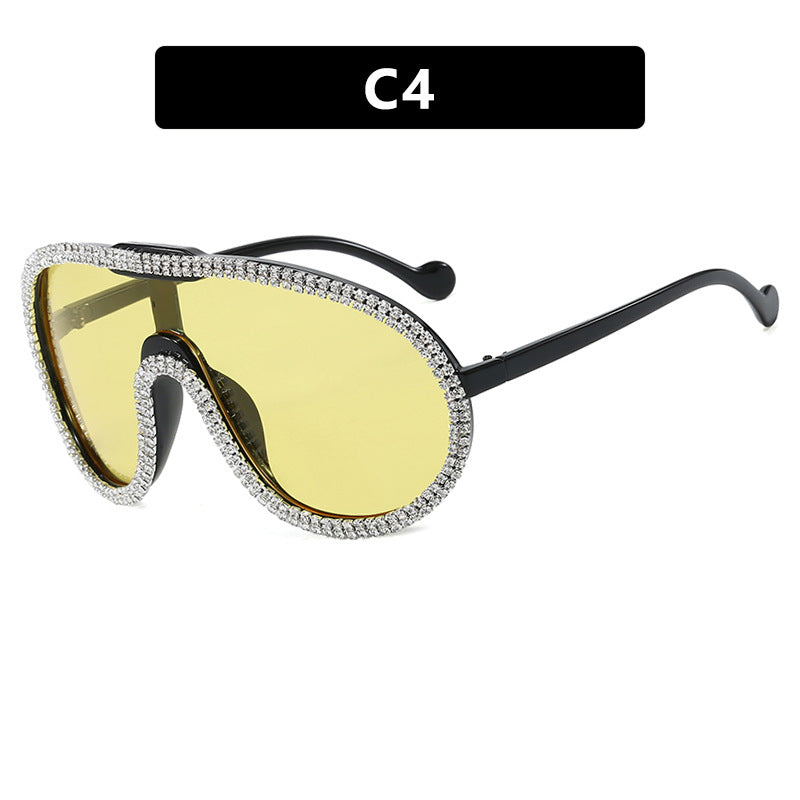 Damen extravagante Sonnenbrille mit funkelndem Rahmen Brehn