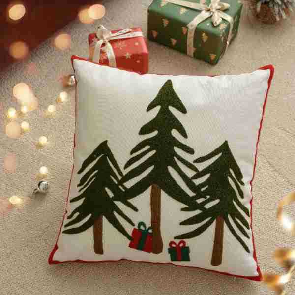 Dekorativer Kissenbezug mit festlichem Weihnachtsstern-Print und Pompon-Borte Brehn
