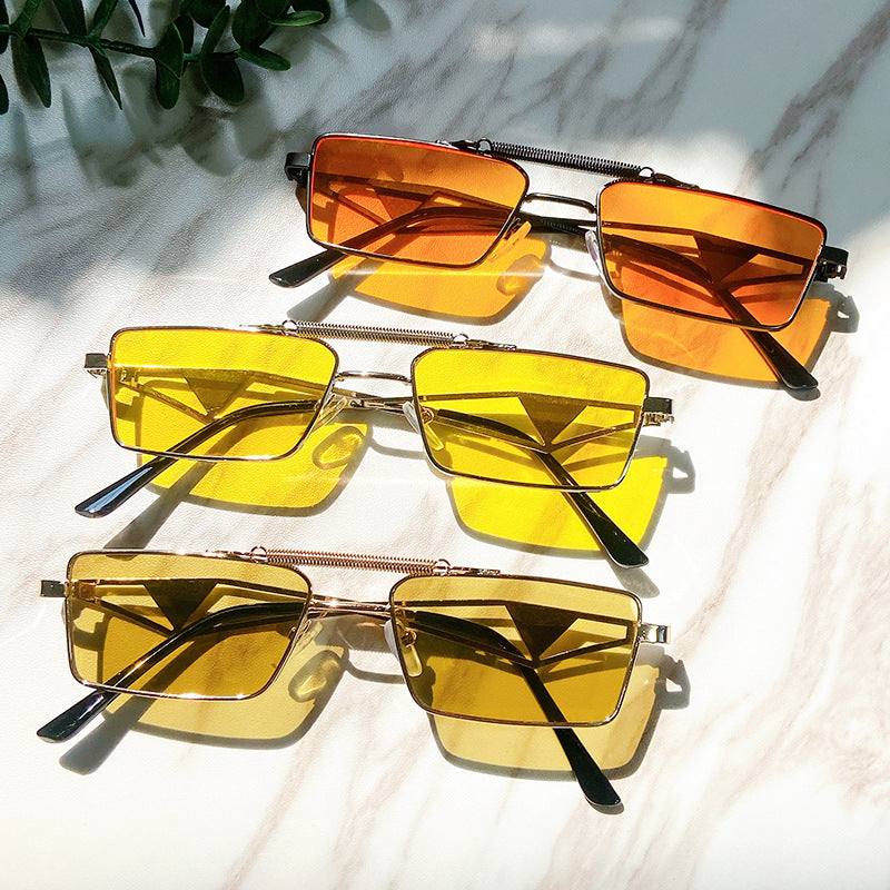 Modische Sonnenbrille mit Eckigem Rahmen und Verspiegelten Gläsern Brehn