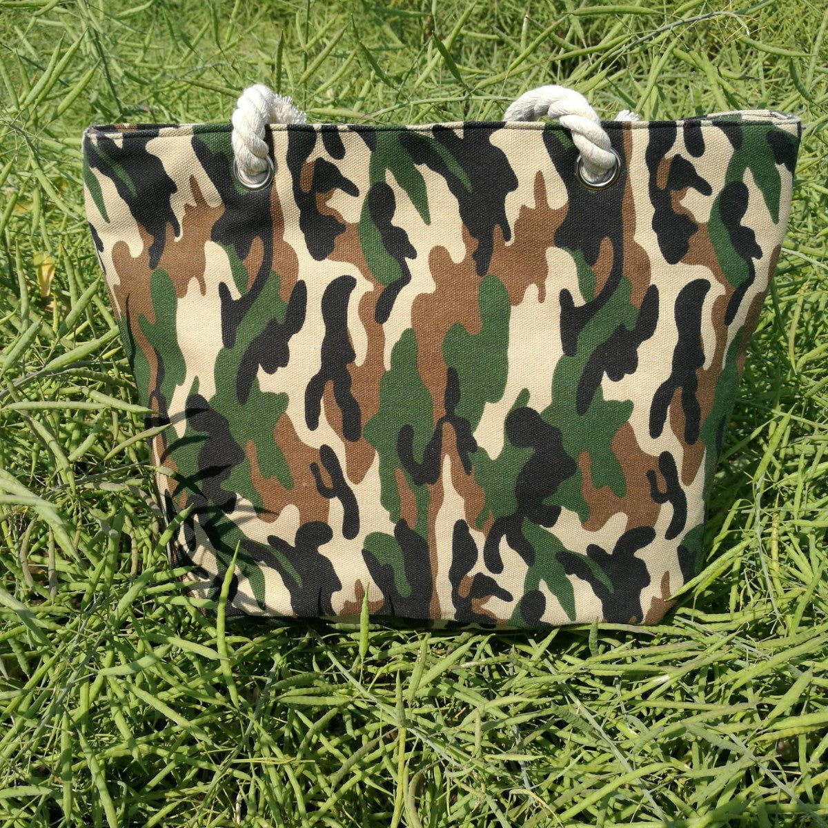 Camouflage Taschen Aus Robustem Baumwollstoff Brehn