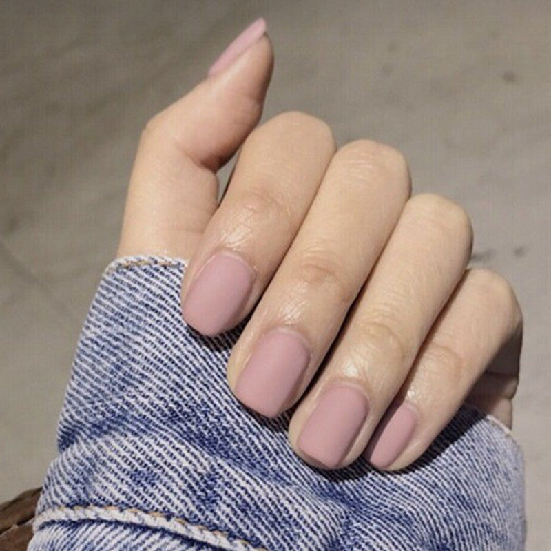 Matte Press-On Nail Set Brehn