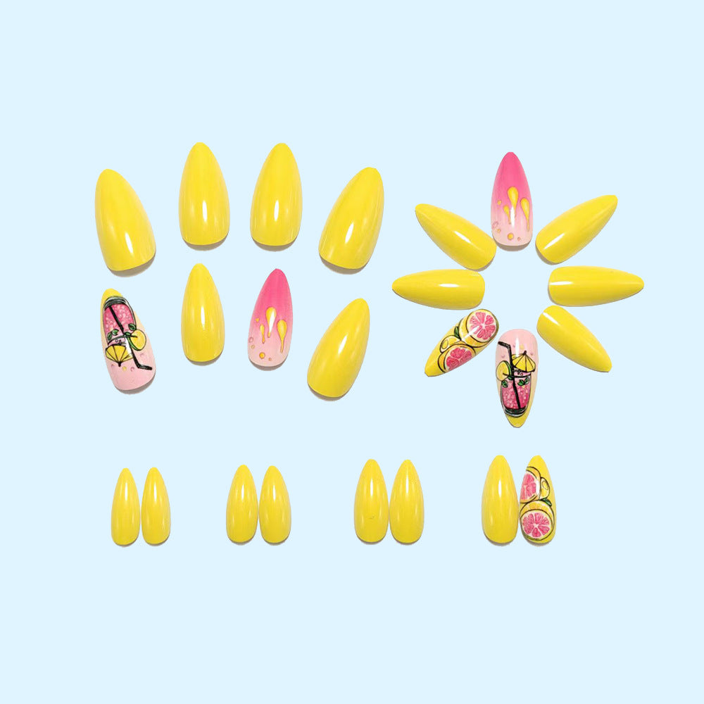 Kreatives Kunstnageldesign mit Fruchtmotiven Brehn