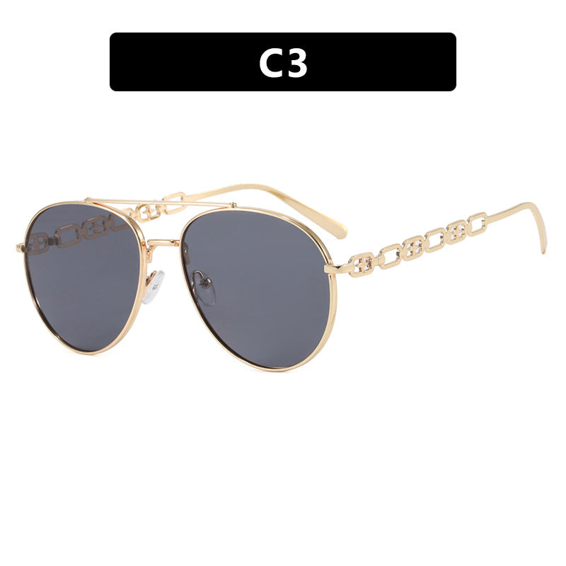 Damen auffällige Sonnenbrille mit luxuriösem Kettendetail und polarisierten Gläsern Brehn