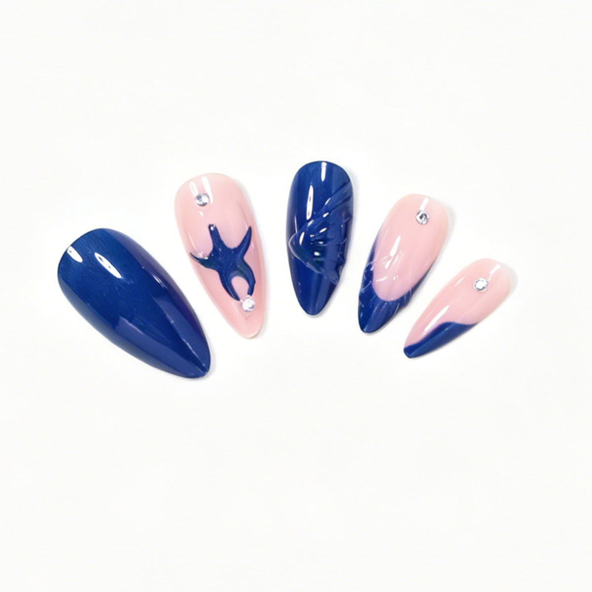 Künstlerisches von Ozeanen inspiriertes Nagelset Brehn