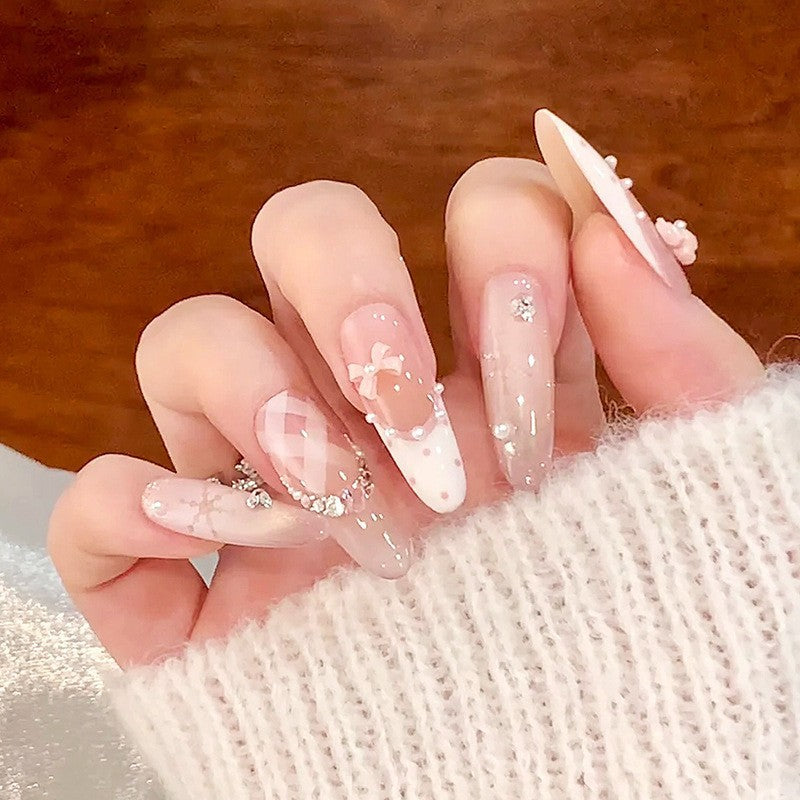 Glänzendes Nagelset Brehn