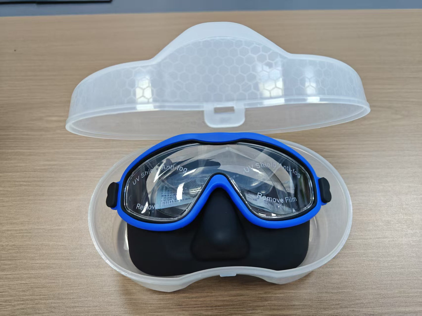 Schwimmmaske mit Verstellbarem Komfort und Klarem Sichtfeld Brehn