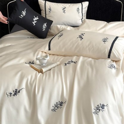 Luxuriöses Satin-Bettwäsche-Set mit feiner Blumenstickerei Brehn