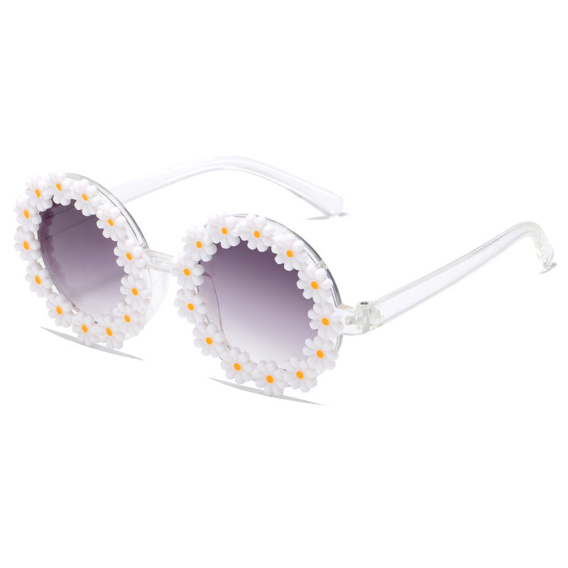 Damen stylische Sonnenbrille mit floralen Applikationen Brehn