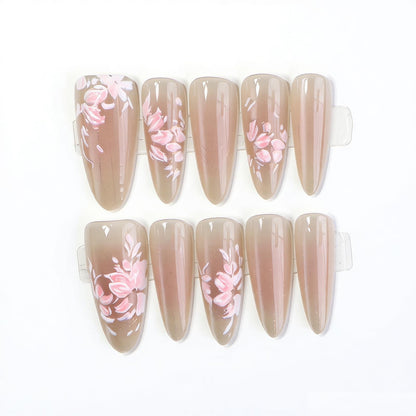Elegantes Press-On-Nagelkunst-Set mit floralem Design Brehn