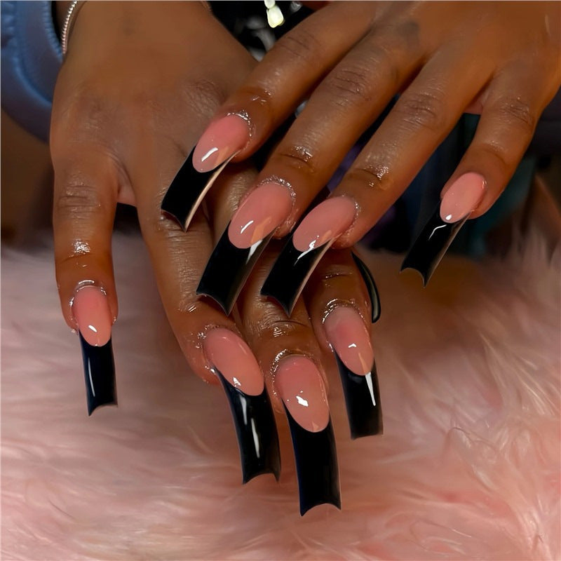 Lange elegante französische Tipp-Nagelverlängerungen Brehn