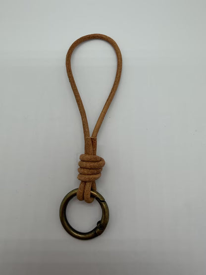 Handgemachter Leder-Schlüsselanhänger Brehn