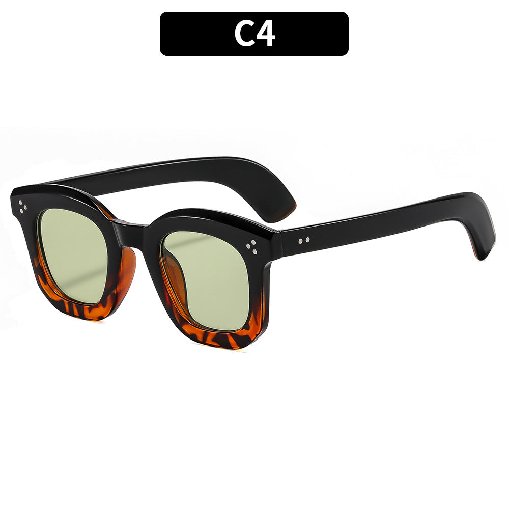 Vintage-inspirierte, auffällige Rahmen-Sonnenbrille