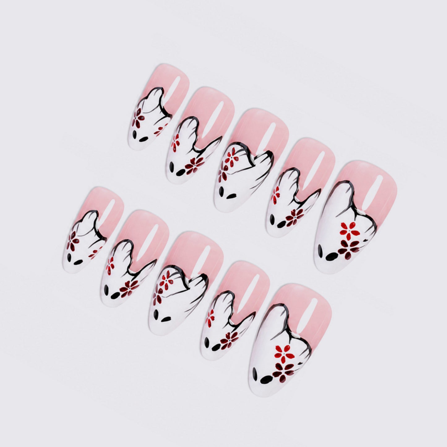 Künstlerisches Press-On-Nagelset mit Blumen- und Geisterdesign Brehn