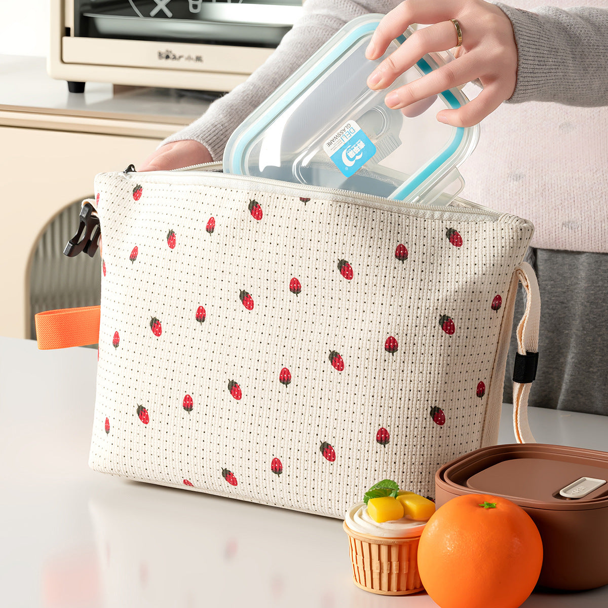 Isolierte Lunch-Tragetasche mit lustigem Erdbeerdesign Brehn