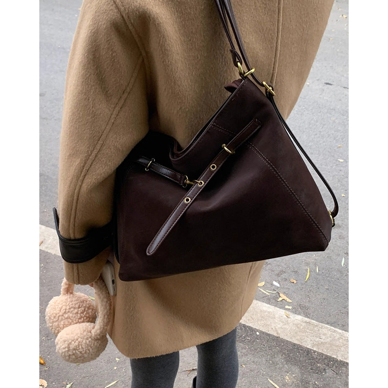 Elegante Schultertasche Brehn