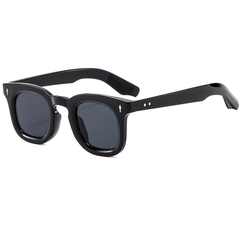 Damen Modische Sonnenbrille im hochqualitativen Design Brehn