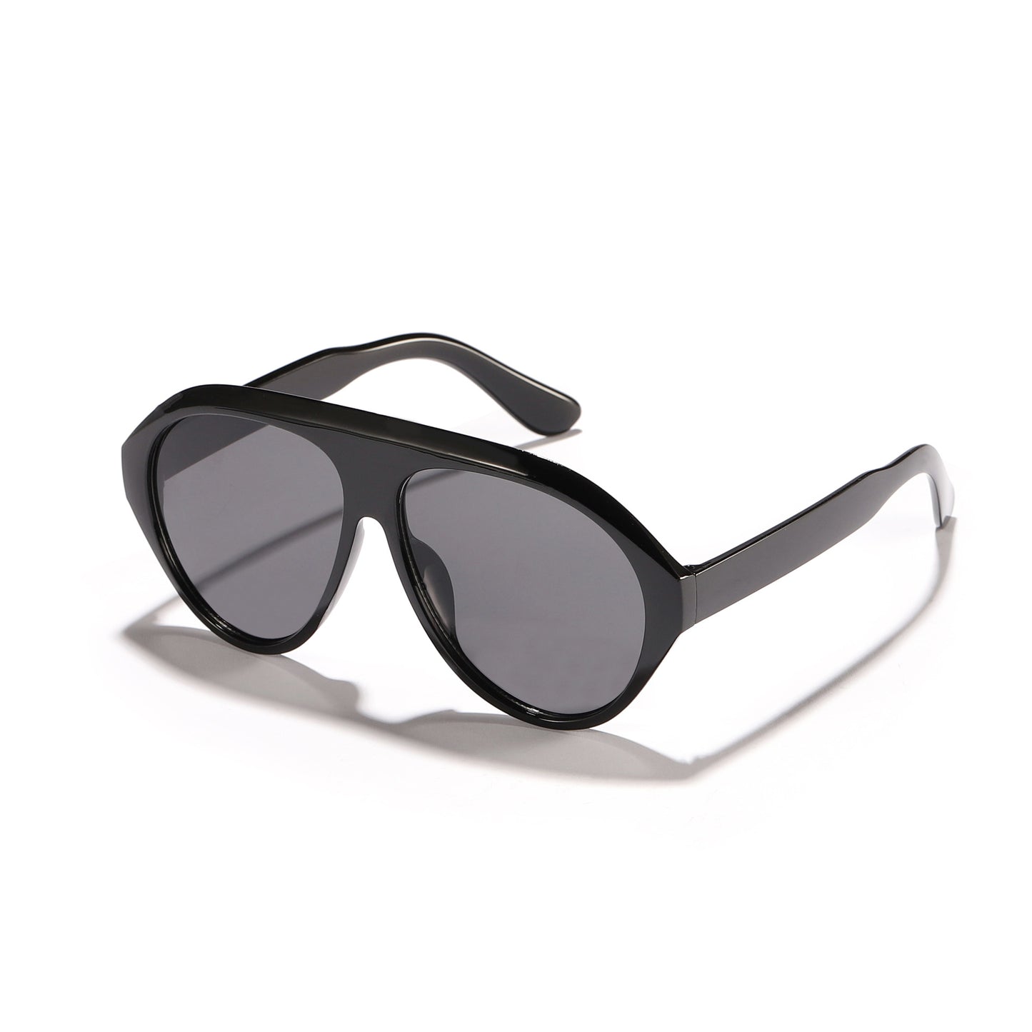 Damen Sonnenbrille mit markantem Design und innovativem Rahmen Brehn