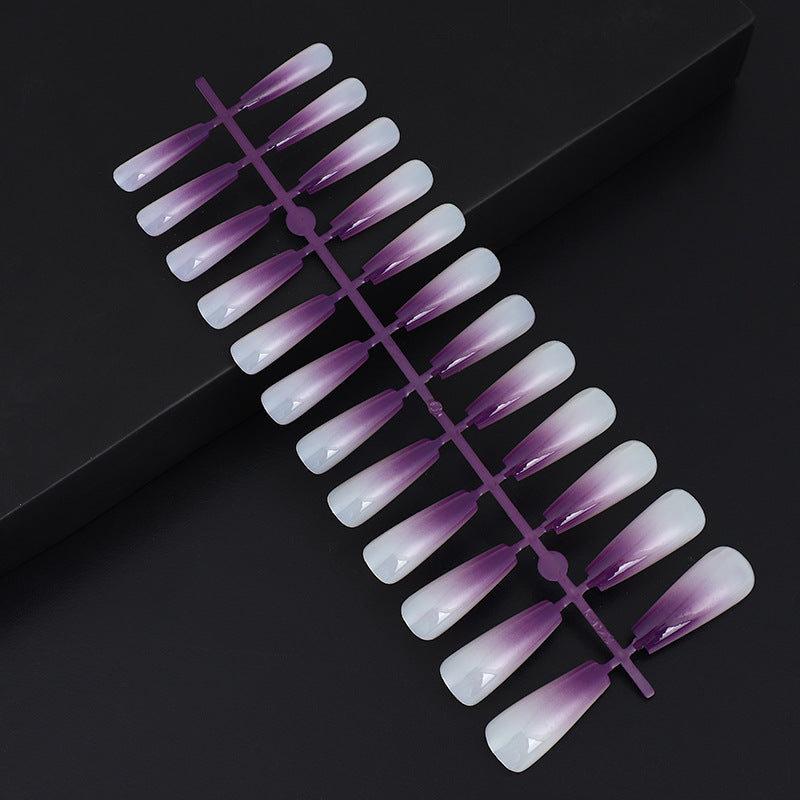 Kunstnägel im eleganten Ombre-Design Brehn