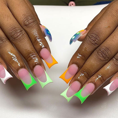Kunstnagelset mit kreativem Farbverlauf Brehn