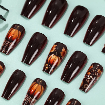 Kunstnägel mit herbstlichem Design Brehn