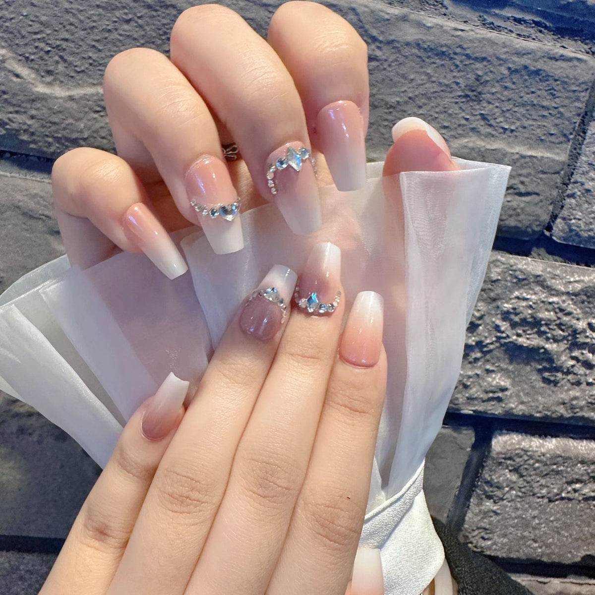 Einzigartige Press-On Nagelspitzen Brehn