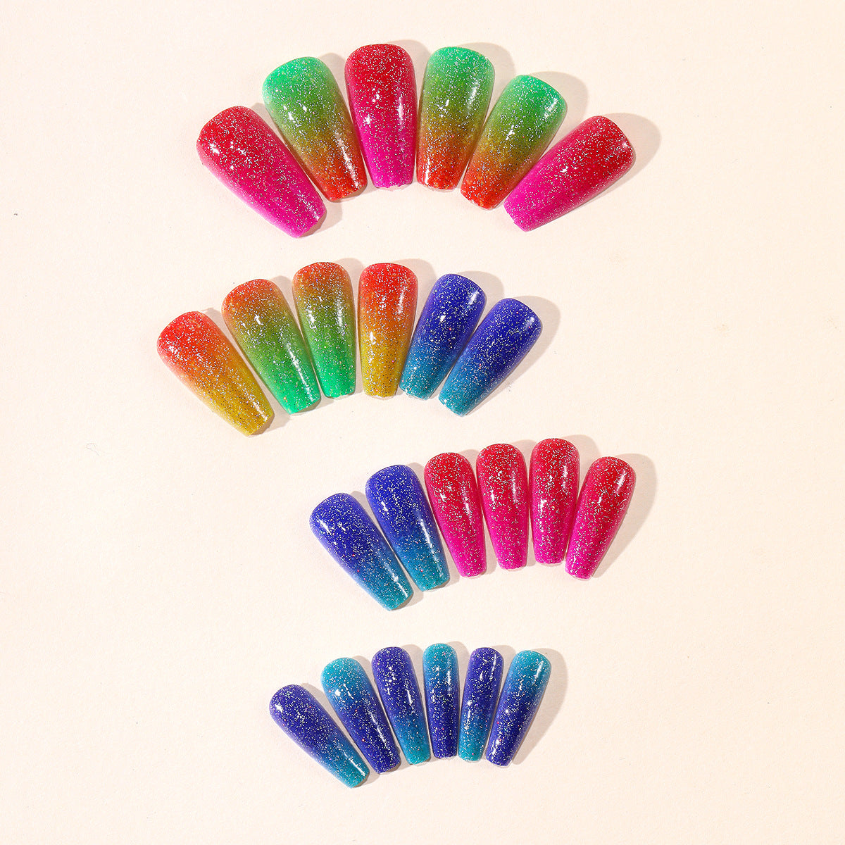 Farbenfrohes Glitzer-Nagelkunst-Kit Brehn