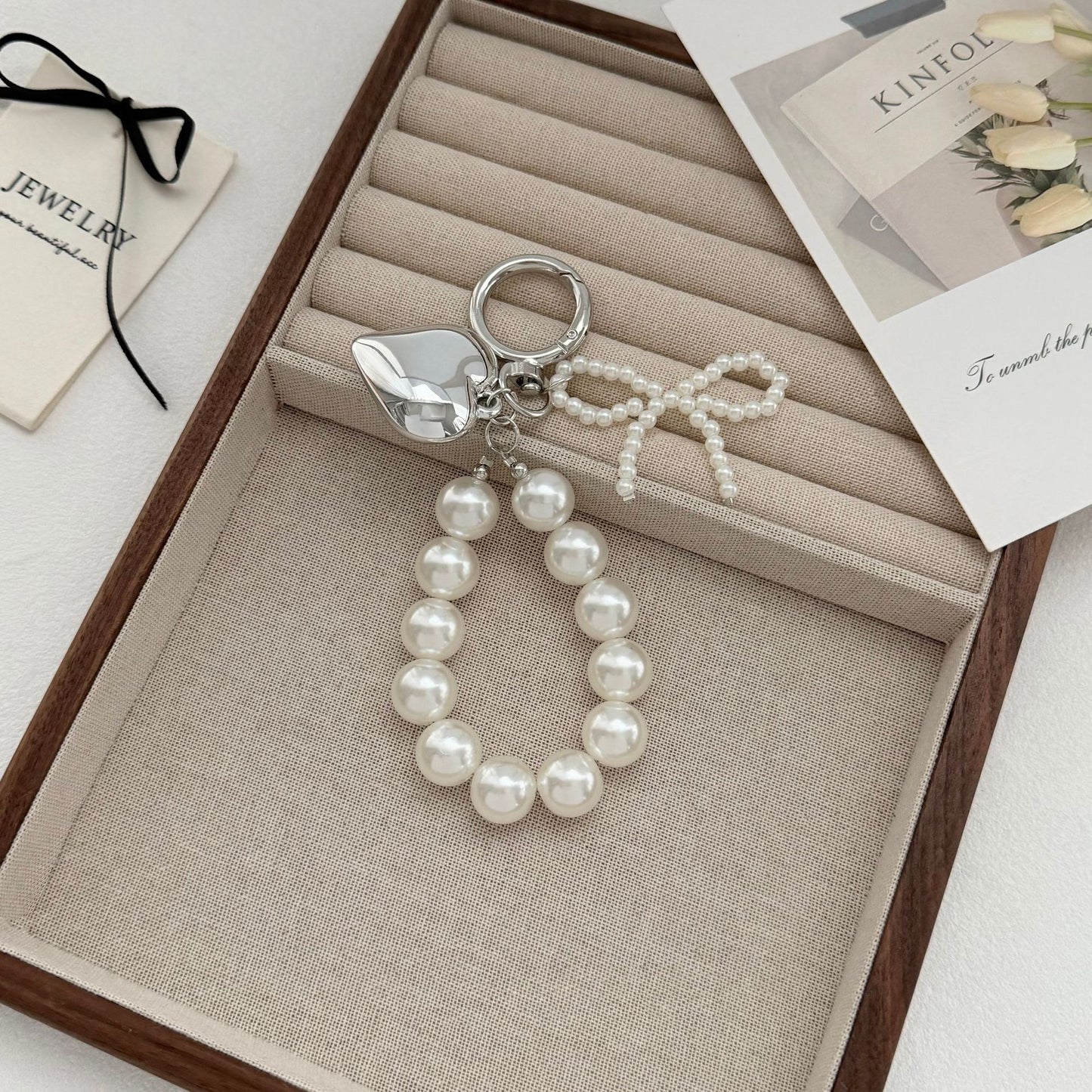 Eleganter Perle Charme Schlüsselanhänger Brehn