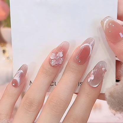 Kunstnagelset mit eleganten Glitzer-Akzenten Brehn