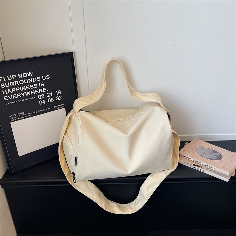 Vielseitige ganzjährige Reisetasche