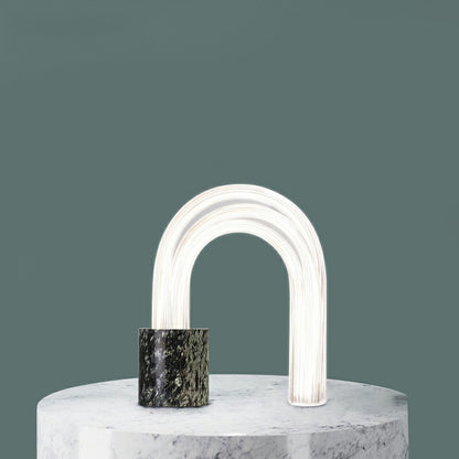 Moderne Künstlerische Tischlampe mit Bogen-Design