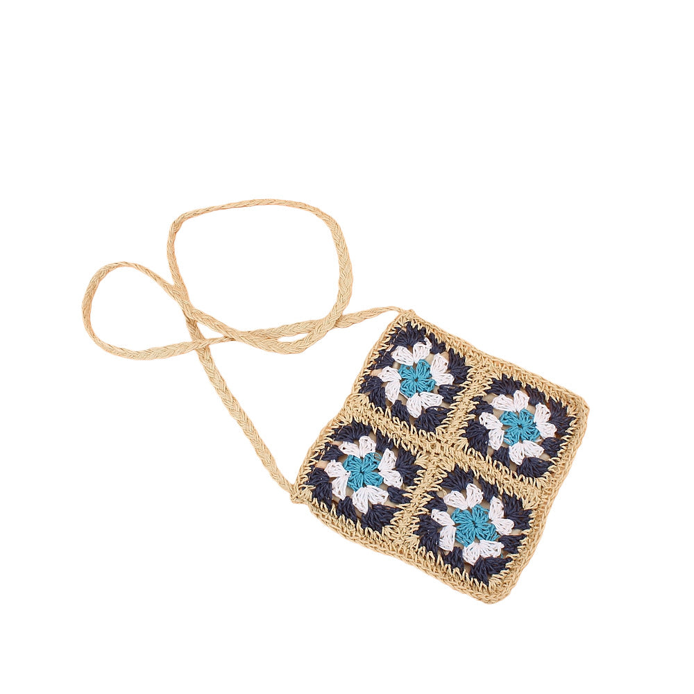 Umhängetasche mit Handgehäkeltem Blumenmuster Brehn