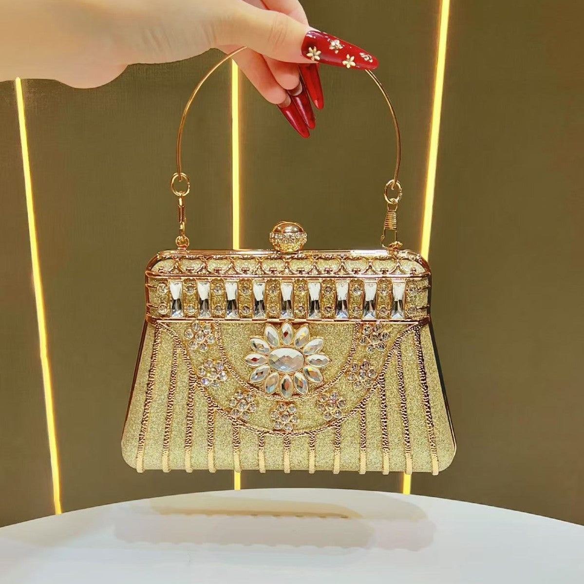 Vintage-inspirierte Abendhandtasche