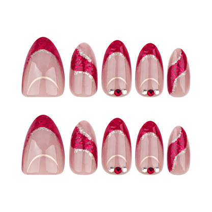 Kunstvolle Nageldesigns mit funkelnden Akzenten und Ombré-Effekten Brehn