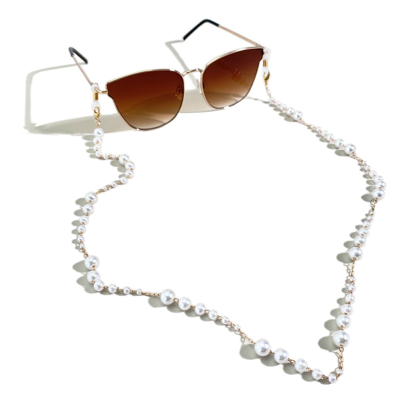Elegante mit Perlen akzentuierte Brillen Kette Brehn