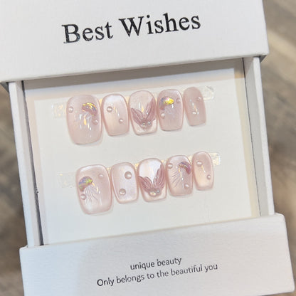 Elegantes Press-On-Nagelkunst-Set mit 3D-Flourish-Design Brehn