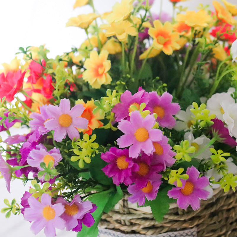 Lebensechter Blumenstrauß