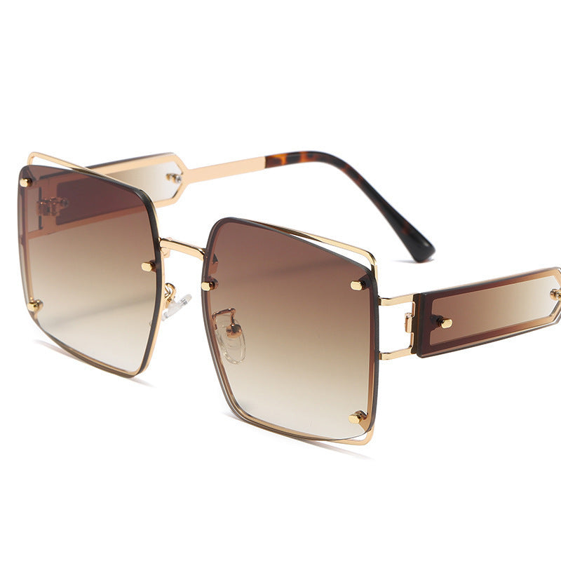 Damen elegante oversized Sonnenbrille mit markantem geometrischen Design Brehn