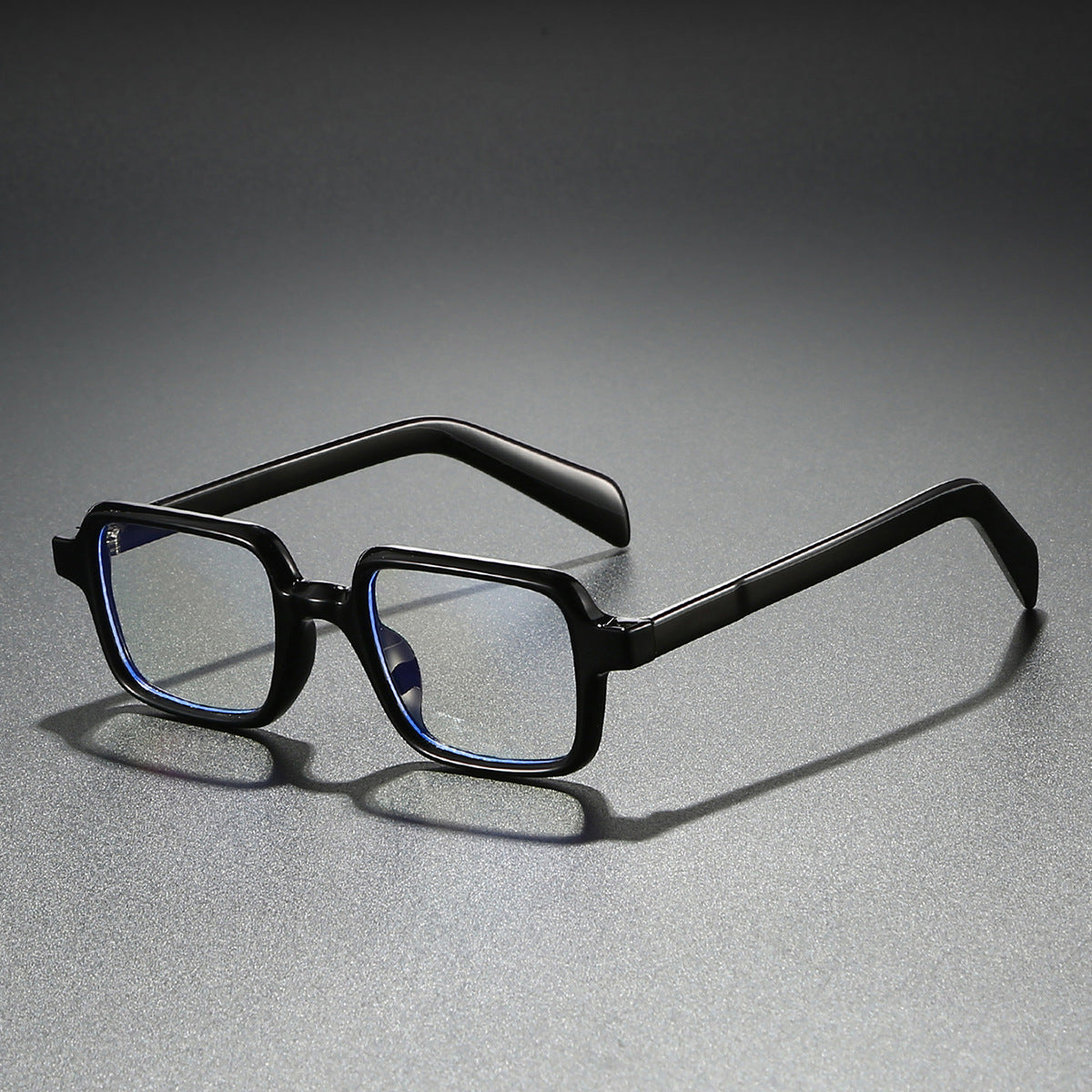 Damen modische Sonnenbrille im eleganten Quadratdesign mit breiten Bügeln Brehn