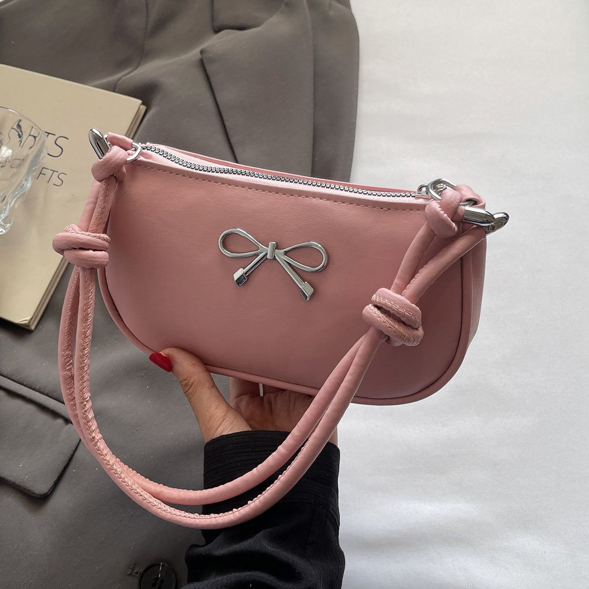 Elegante strukturierte Handtasche