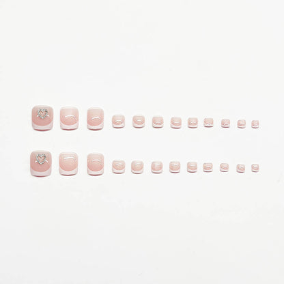 Kunstnagelset mit verspieltem Herzdesign Brehn
