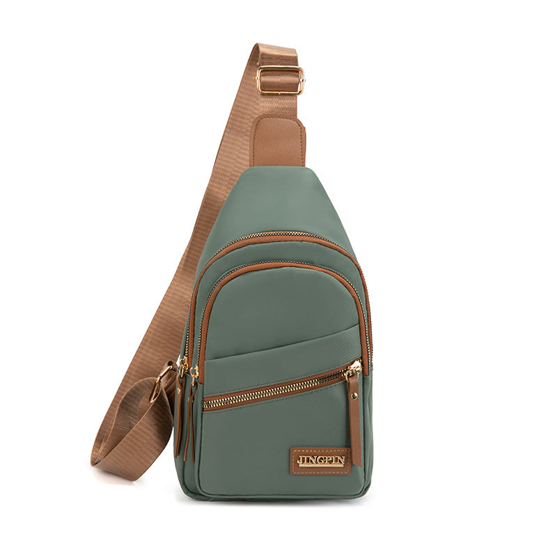 Stylischer Sling-Rucksack mit mehreren Fächern