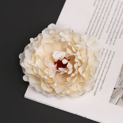 Dekorative Stoff Blumenbrosche