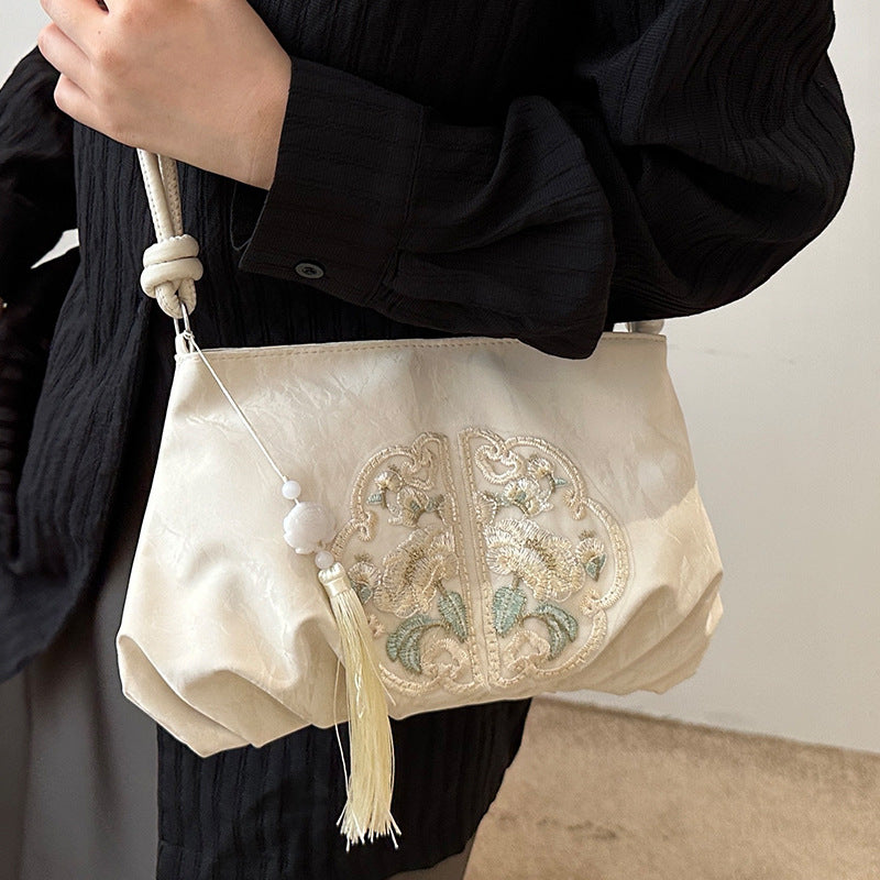 Elegante gestickte Abendhandtasche