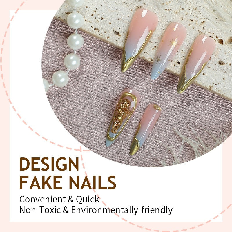 Kunstnagelset mit Eleganten Goldakzenten Brehn